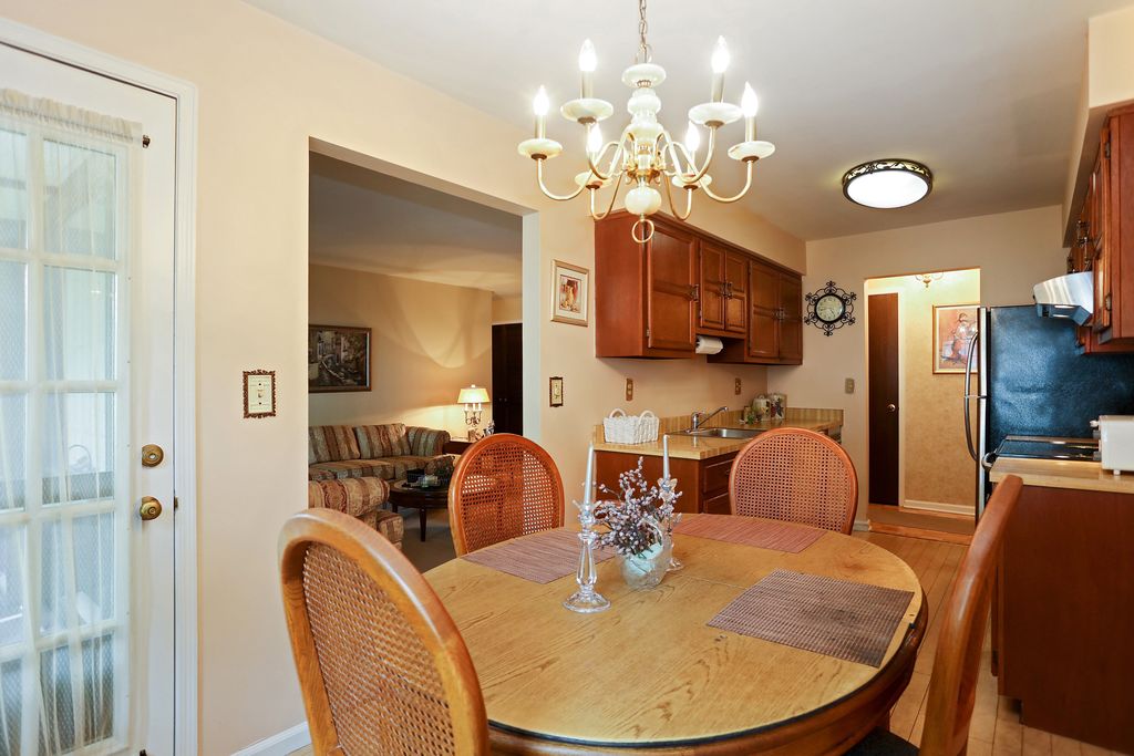 24 Foxwood Dr 5, Pleasantville, NY 1 Bed, 1 Bath Condo 15 Photos