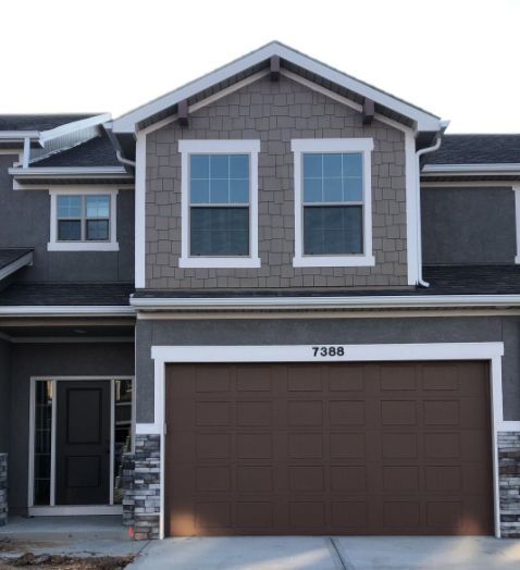 7388 Aaron St, Kansas City, MO 64152
