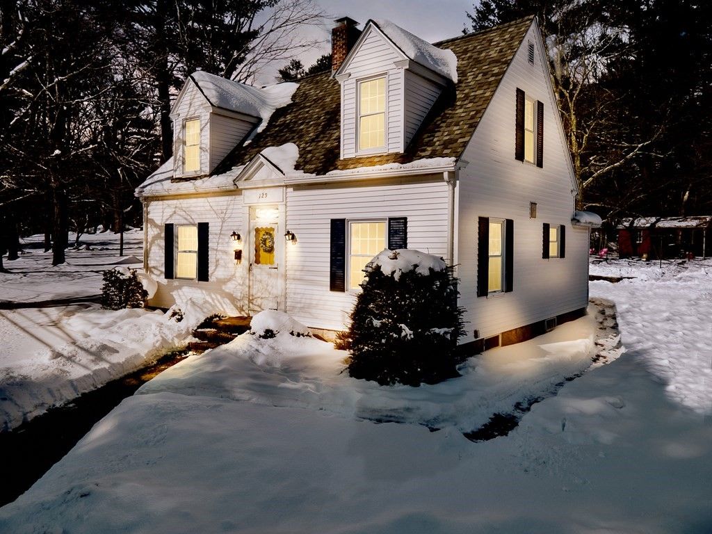 129 Douglas St, Uxbridge, MA 01569 Trulia