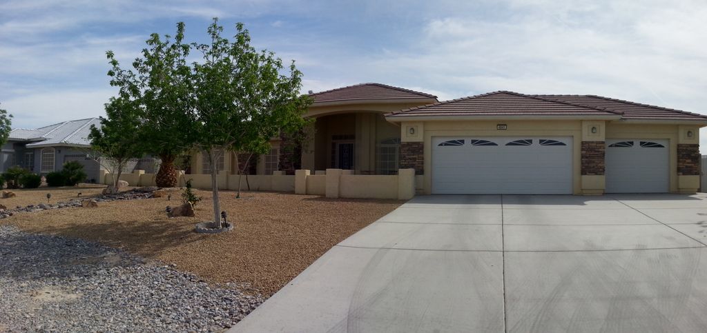 4841 Stoneham St, Pahrump, NV 89061