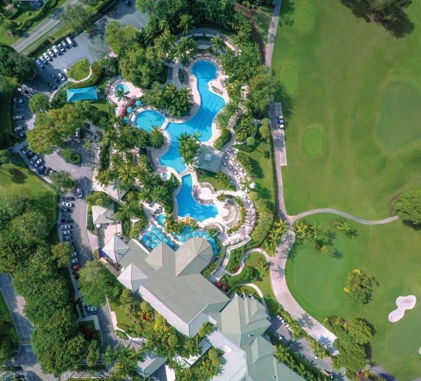 3707 Bridgewood Dr, Boca Raton, FL 33434