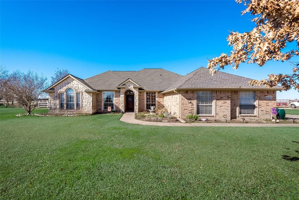 14317 Meadowland Cir, Newark, TX 4 Bed, 3 Bath SingleFamily Home 36 Photos Trulia