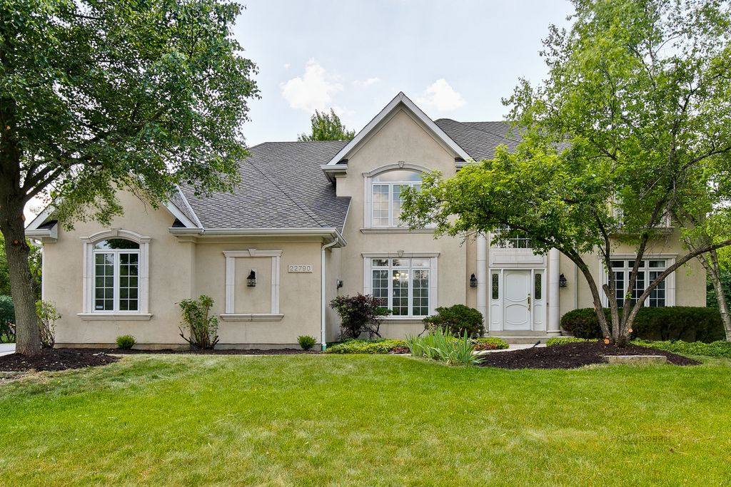 22790 N Prairie Lake Pl, Kildeer, IL 60047