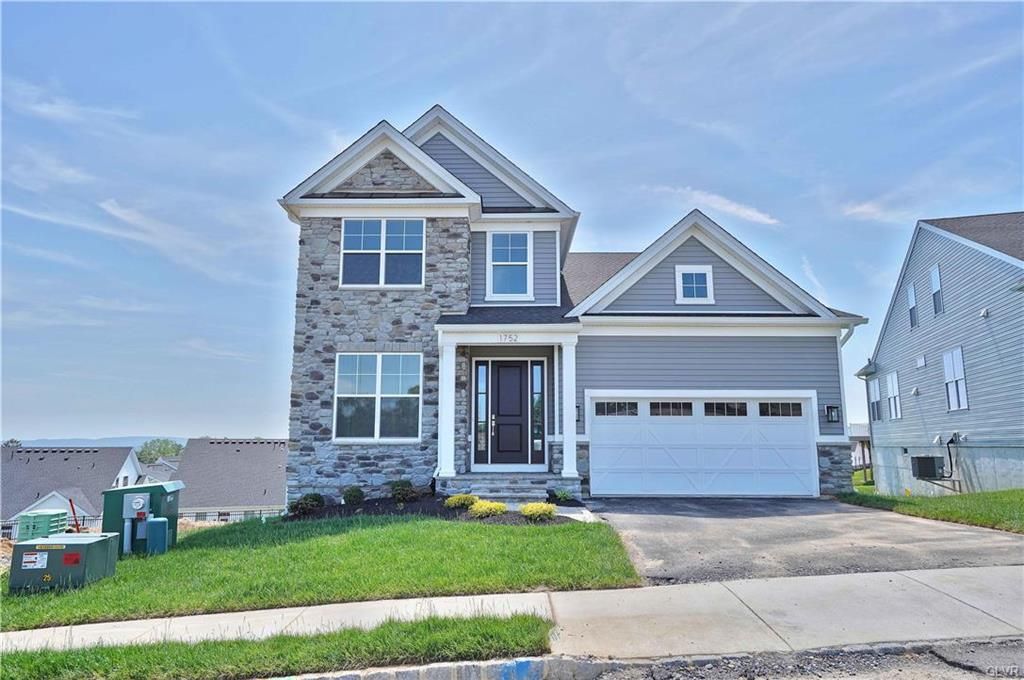 1752 Franklin Way, Allentown, PA 18104