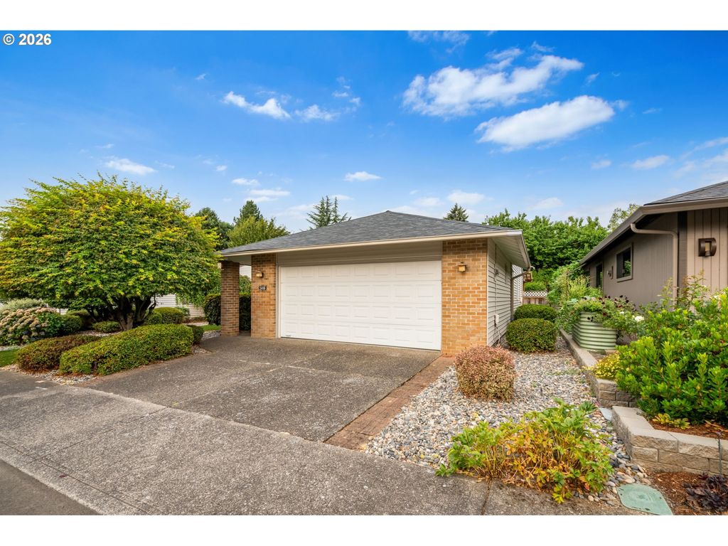 Photo 3 of 
