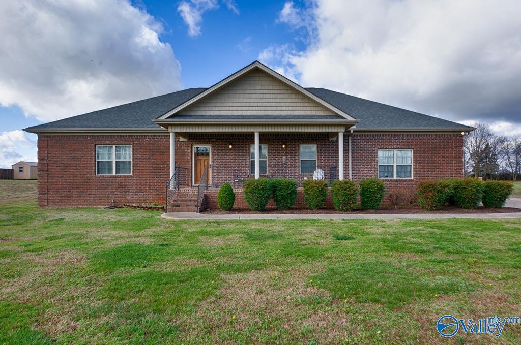 13633 Shaw Rd, Athens, AL 35611 Trulia
