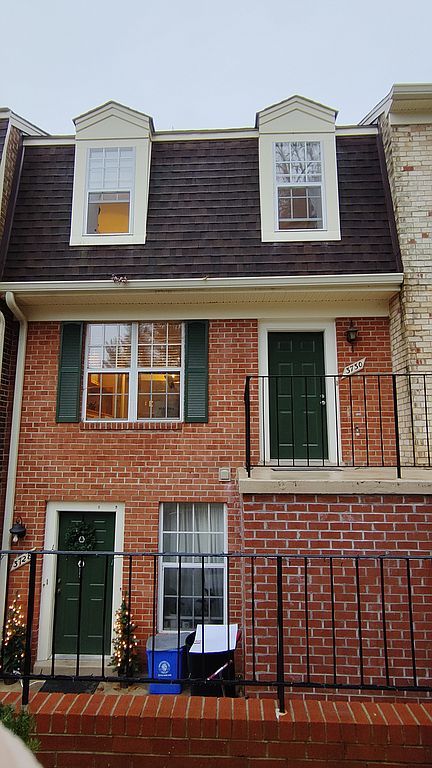 3730 Ferrara Dr #10, Silver Spring, MD 20906