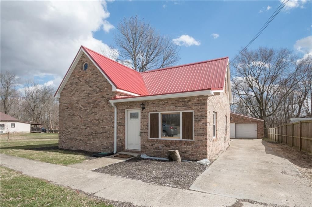 509 N Indiana St, Roachdale, IN 3 Bed, 1 Bath SingleFamily Home 20