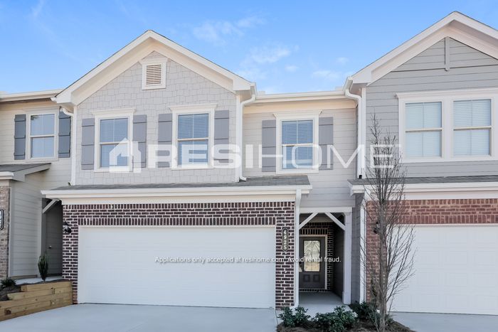 4912 Flower Sprout Dr, Buford, GA 30519