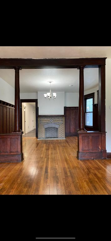 393 Plymouth Ave, Buffalo, NY 14213