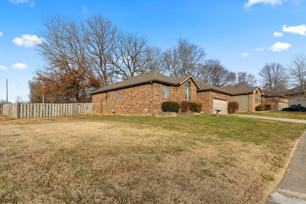 2361 West Arlington Street, Springfield, MO 65810 Trulia