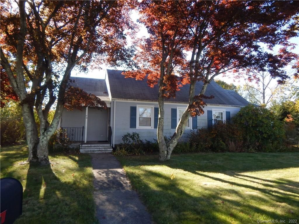 74 Hayward Rd, Hamden, CT 06514