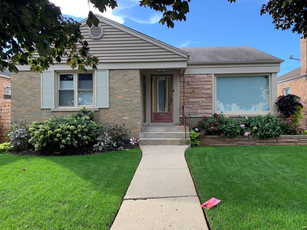 3918 N Pacific Ave, Chicago, IL 60634