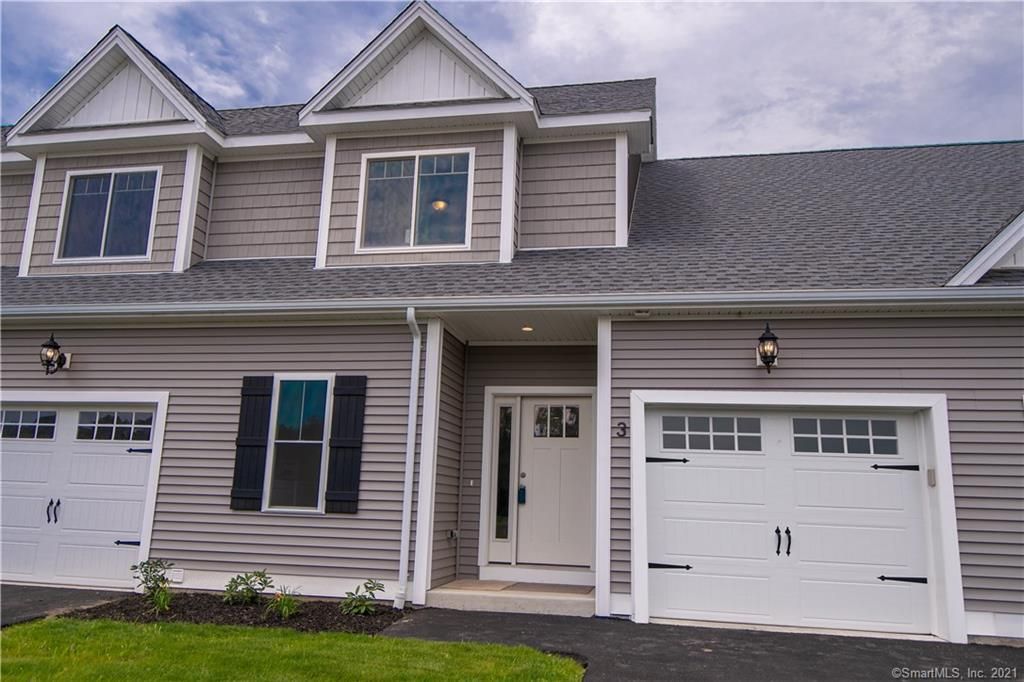 43 S Lakeside Dr, Orange, CT 06477