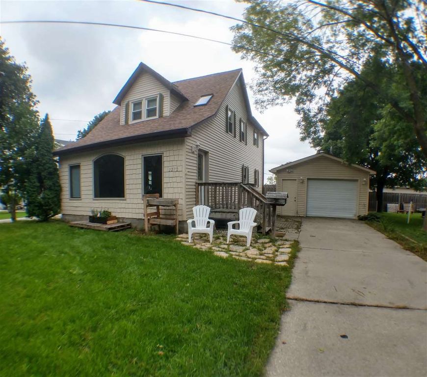 1272 S Quincy St, Green Bay, WI 54301 Trulia