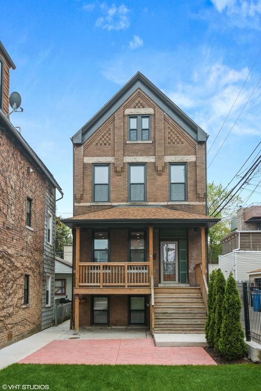 2147 W Dickens Ave, Chicago, IL 60647