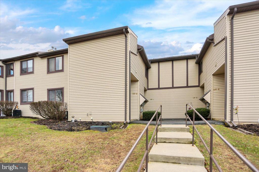 56 Holly Dr, Reading, PA 19606