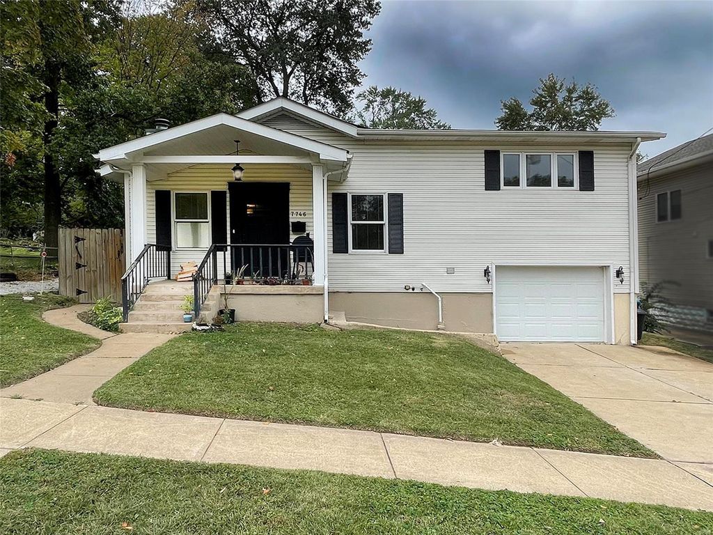 7746 Weaver Ave Saint Louis Mo 63143 Trulia