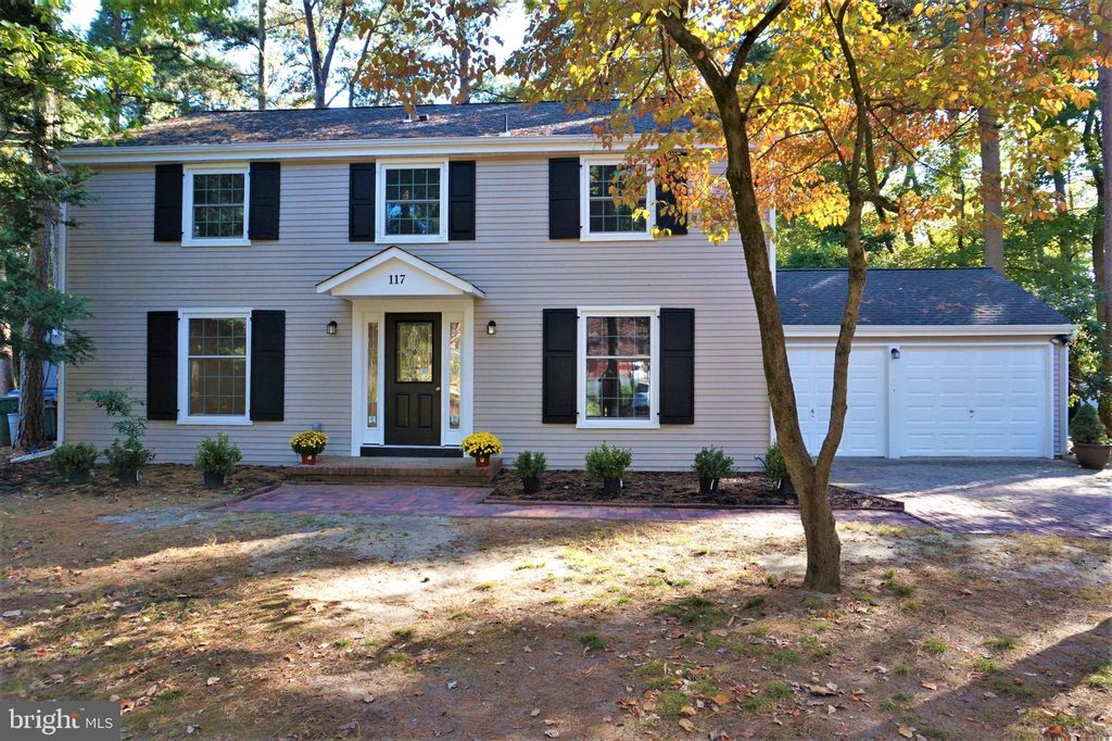 117 W Riding Rd, Cherry Hill, NJ 08003