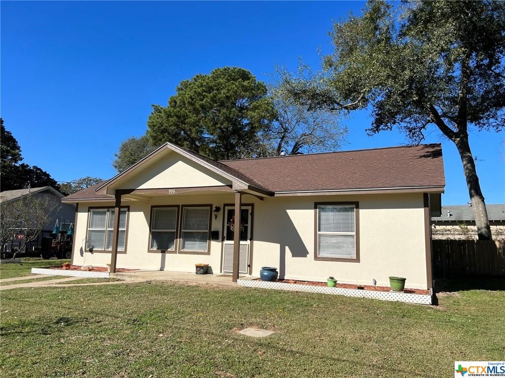 906 Haley Ave, Rockdale, TX 76567