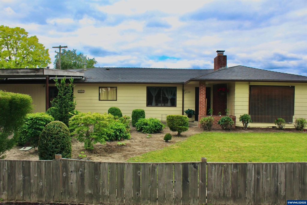 2532 Waverly Dr SE, Albany, OR 97322