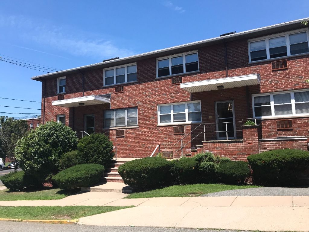 100 Broad Ave 4A, Palisades Park, NJ 07650 Trulia