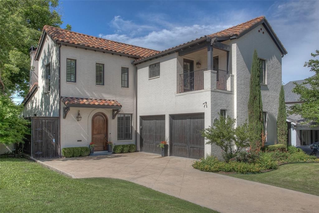 3824 W 5th St, Fort Worth, TX 76107