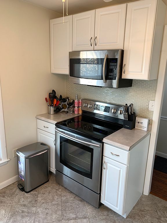 432 W Chocolate Ave, Hershey, PA 17033