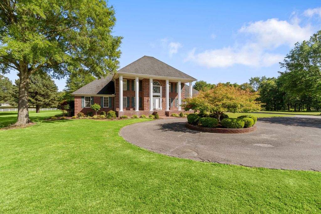 10672 Heritage Way, Milan, TN 5 Bed, 5.5 Bath SingleFamily Home 28 Photos Trulia