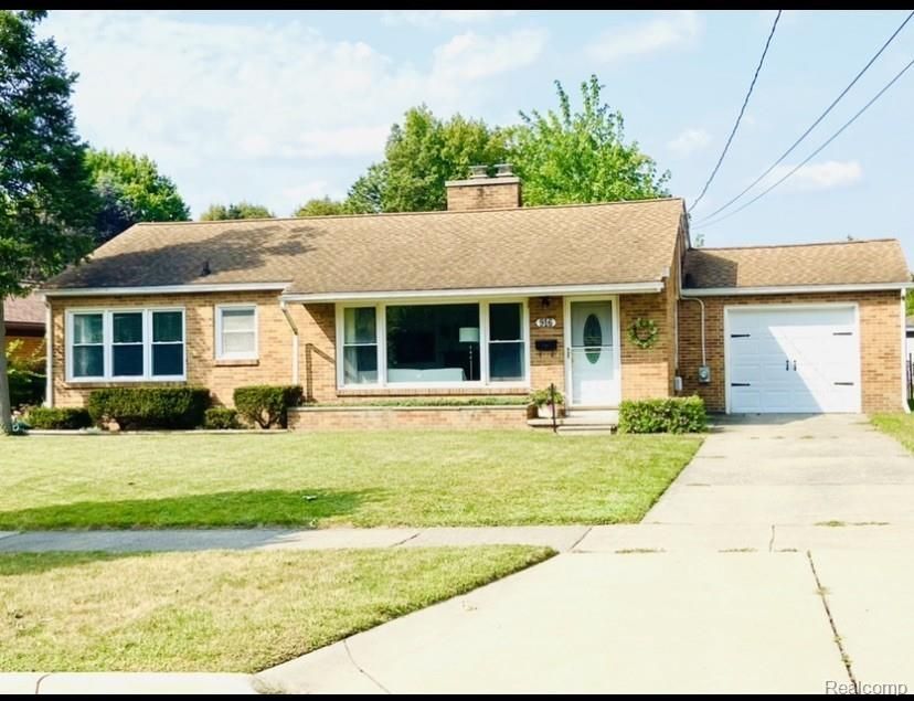 916 S Durand St, Jackson, MI 49203