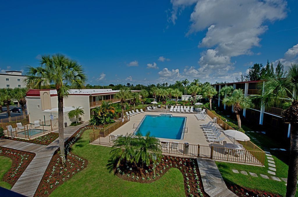 1925 Davis Blvd, Naples, FL 1 Bed, 1 Bath Condo 5 Photos Trulia