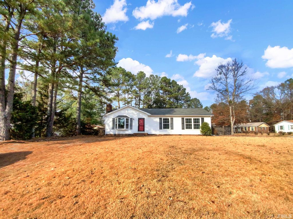 102 Deblyn Ct, Durham, NC 27713