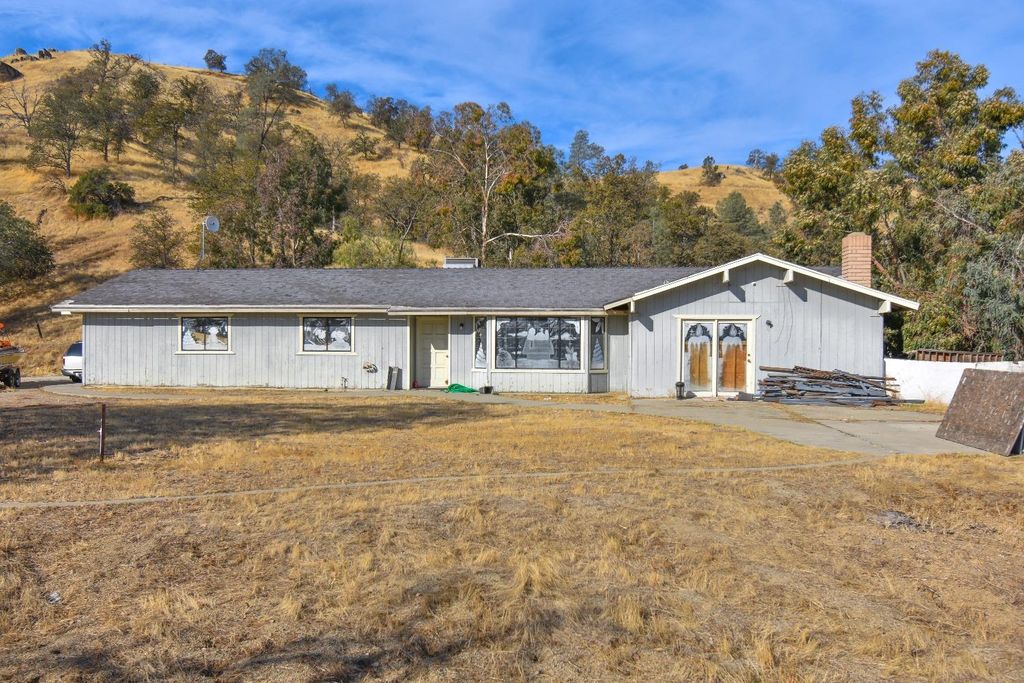 20499 Auberry Rd, Clovis, CA 93619 MLS 605527 Trulia