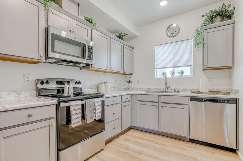 5719 Granada Dr 214, Sarasota, FL 34231 Trulia