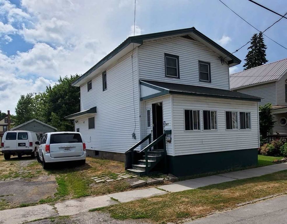 411 Ford Ave, Ogdensburg, NY 3 Bed, 2 Bath SingleFamily Home 29