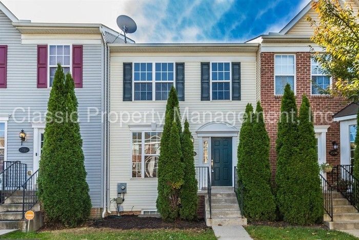 2594 Emerson Dr, Frederick, MD 21702