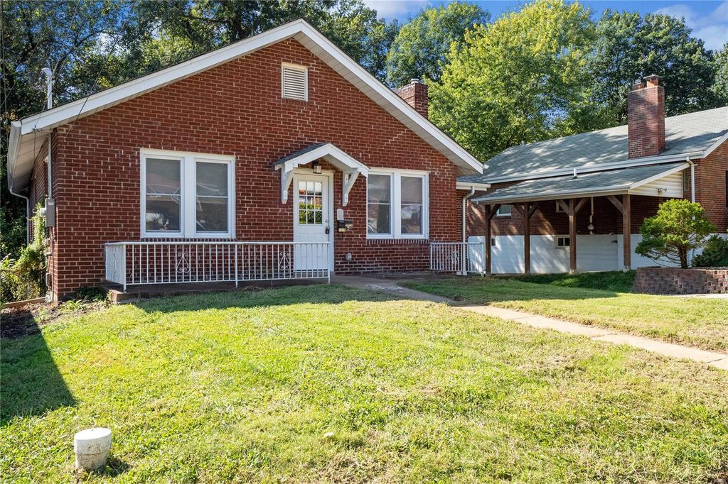 7308 Lansdowne Ave, Saint Louis, MO 63119