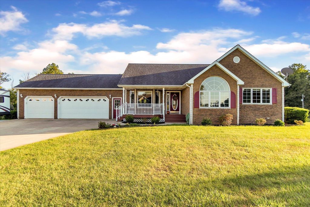 4827 Marian Hls, Pleasant Lake, MI 49272
