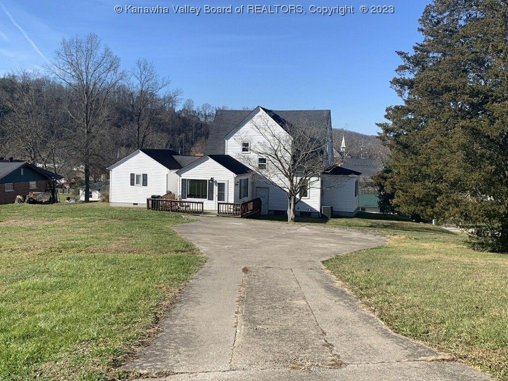 304 Maple St, Hamlin, WV 25523 Trulia