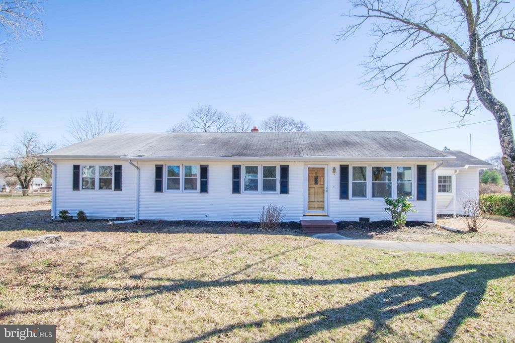 517 Swan Rd, Salisbury, MD 4 Bed, 2 Bath SingleFamily Home 46