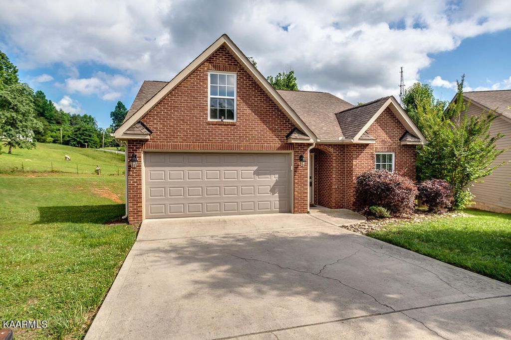 10344 iverson ln knoxville, tn 37932