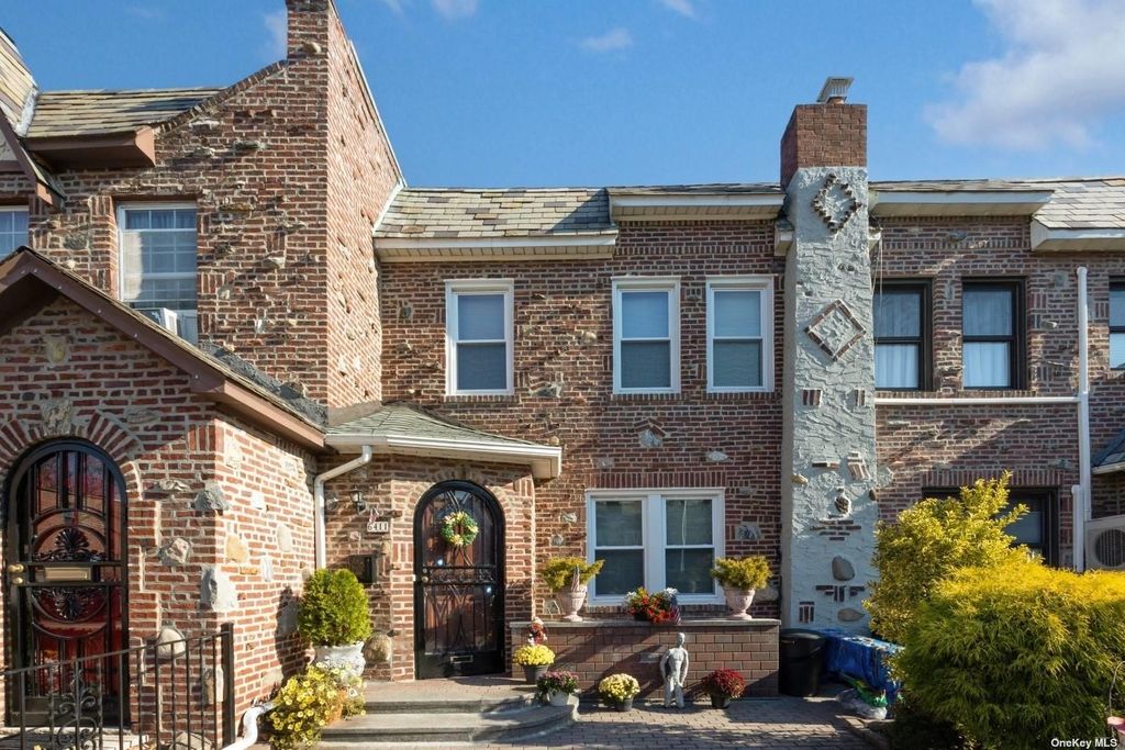 6411 83rd Street, Middle Village, NY 11379 Trulia