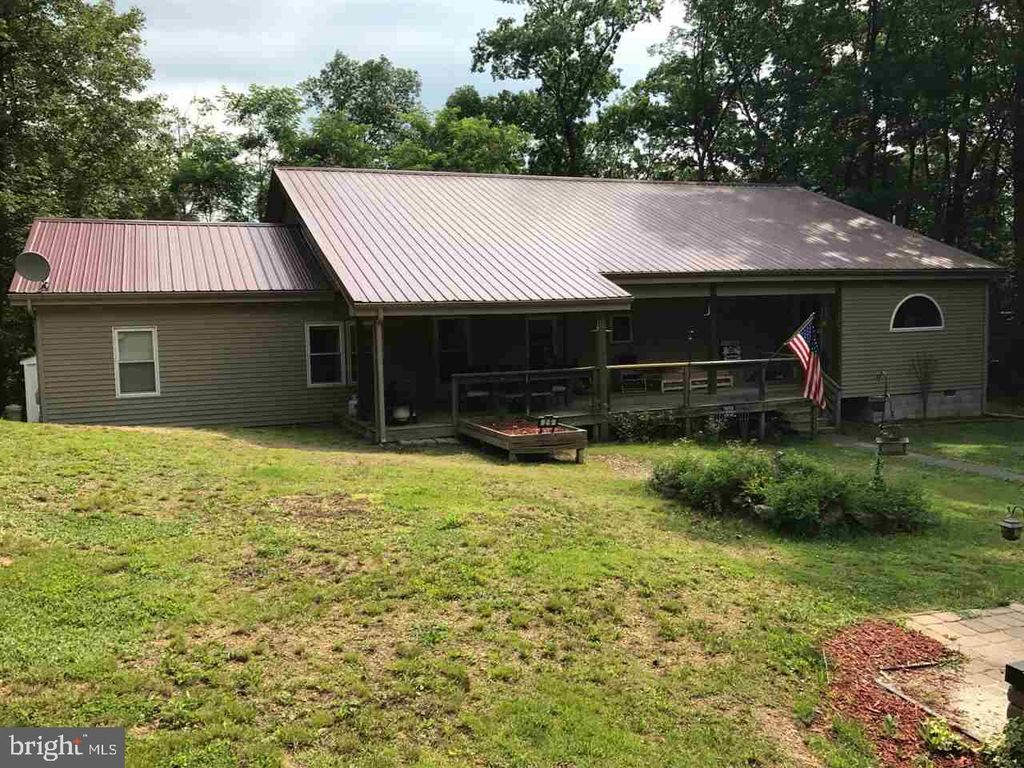29 Pisgah Rst, Shermans Dale, PA 17090