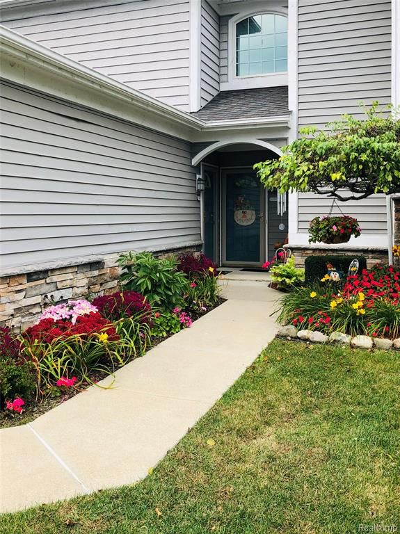 mi homes carriage hill