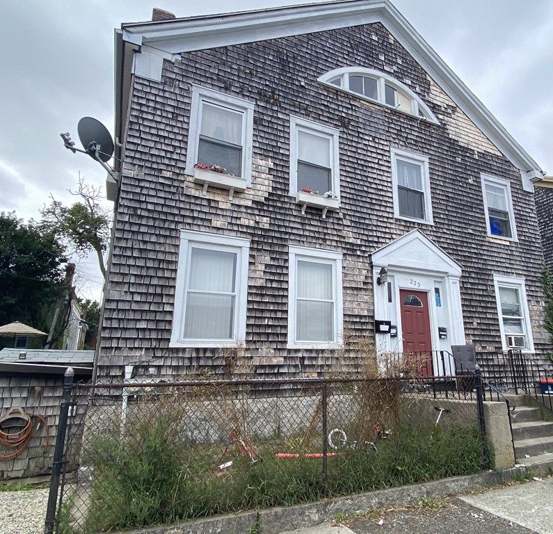 223 Acushnet Ave, New Bedford, MA 02740