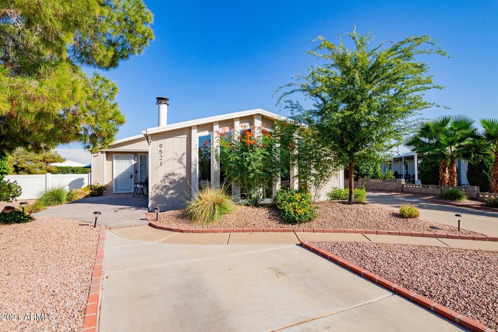 9521 E Zuni Cir, Sun Lakes, AZ 85248