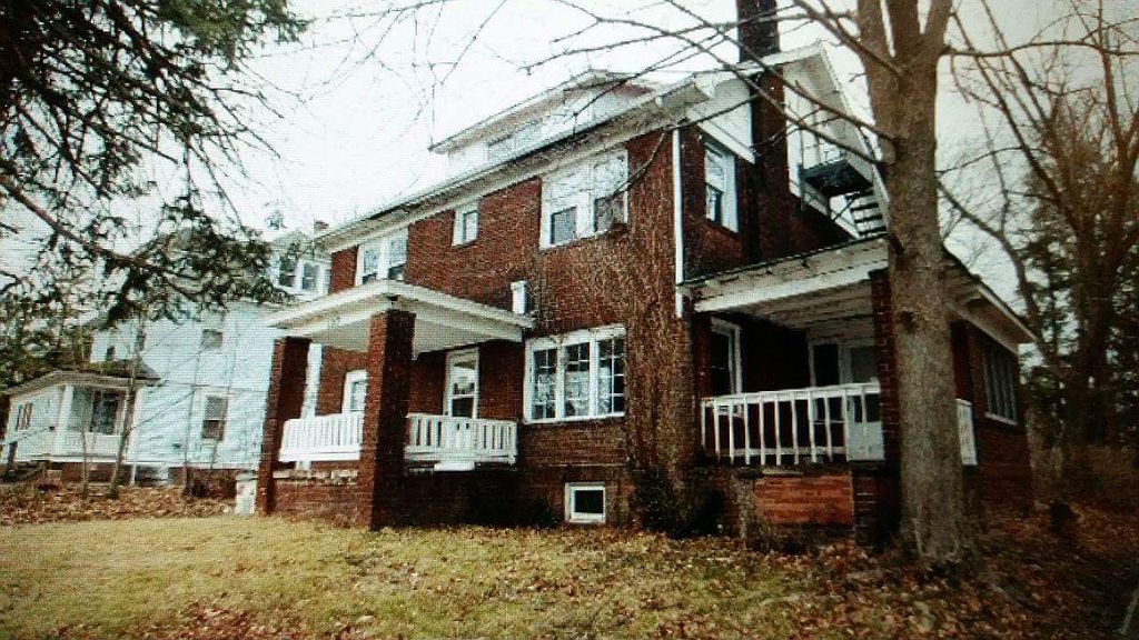 120 Illinois Ave, Youngstown, OH 44505