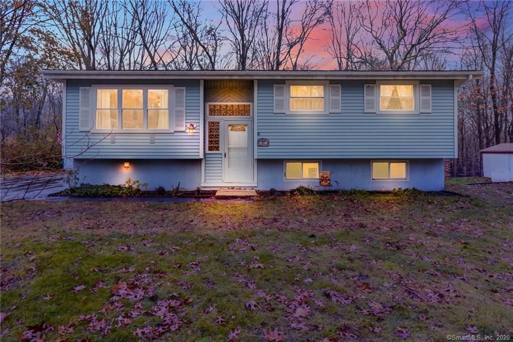 81 Meeting House Ln, Ledyard, CT 3 Bed, 2 Bath 29 Photos Trulia