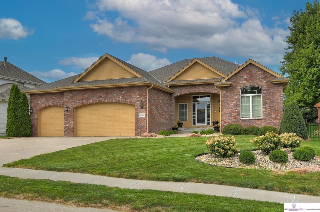 18614 Lamont St, Omaha, NE 68130 Trulia