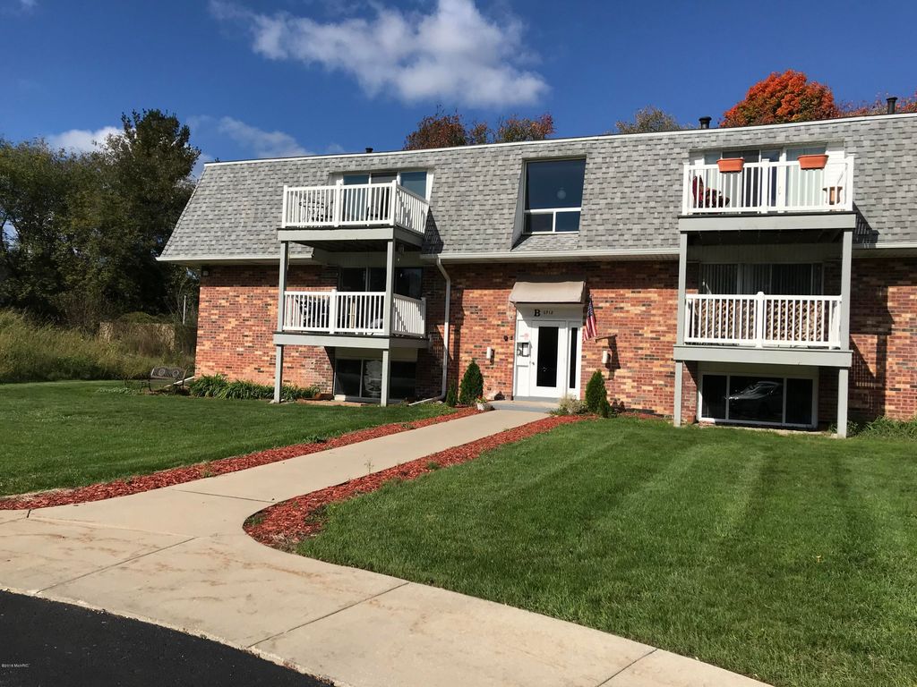 6712 Cascade Rd SE 19, Grand Rapids, MI 49546 Trulia